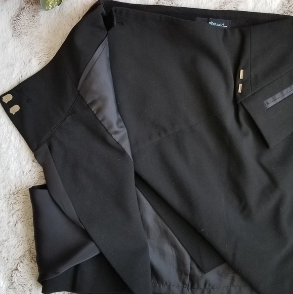 ✨️CL She Said Black Sash Design Mini Skirt Clasp Close Size 0 - Picture 5 of 8